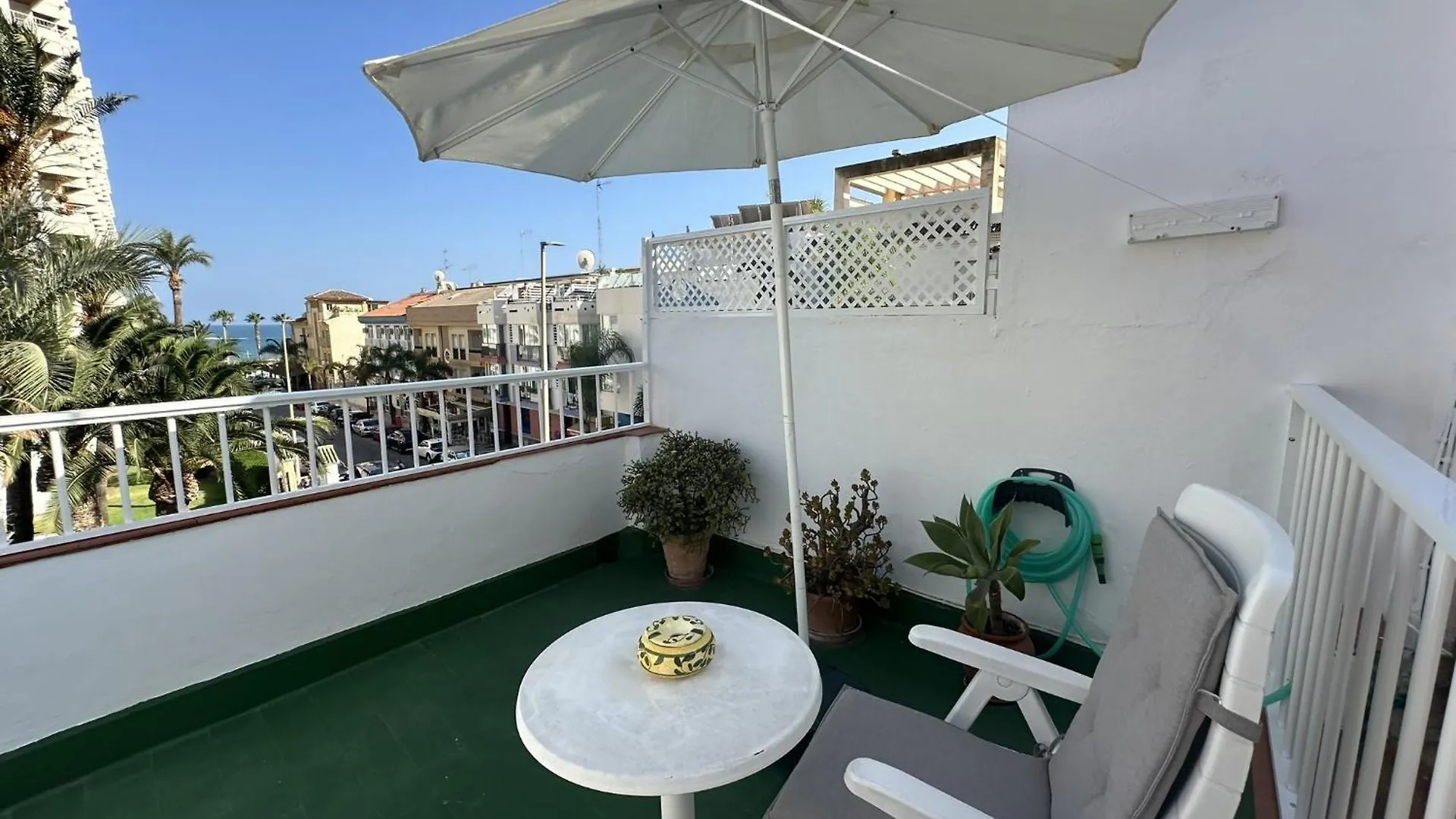 Casa La Raspa 2 Minutos De La Playa Bajondillo Torremolinos 0*,  Spain
